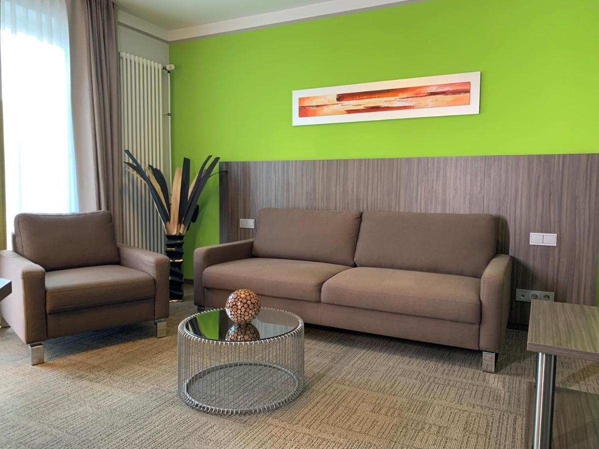 Hotel Ambiente Walldorf Вальдорф Экстерьер фото