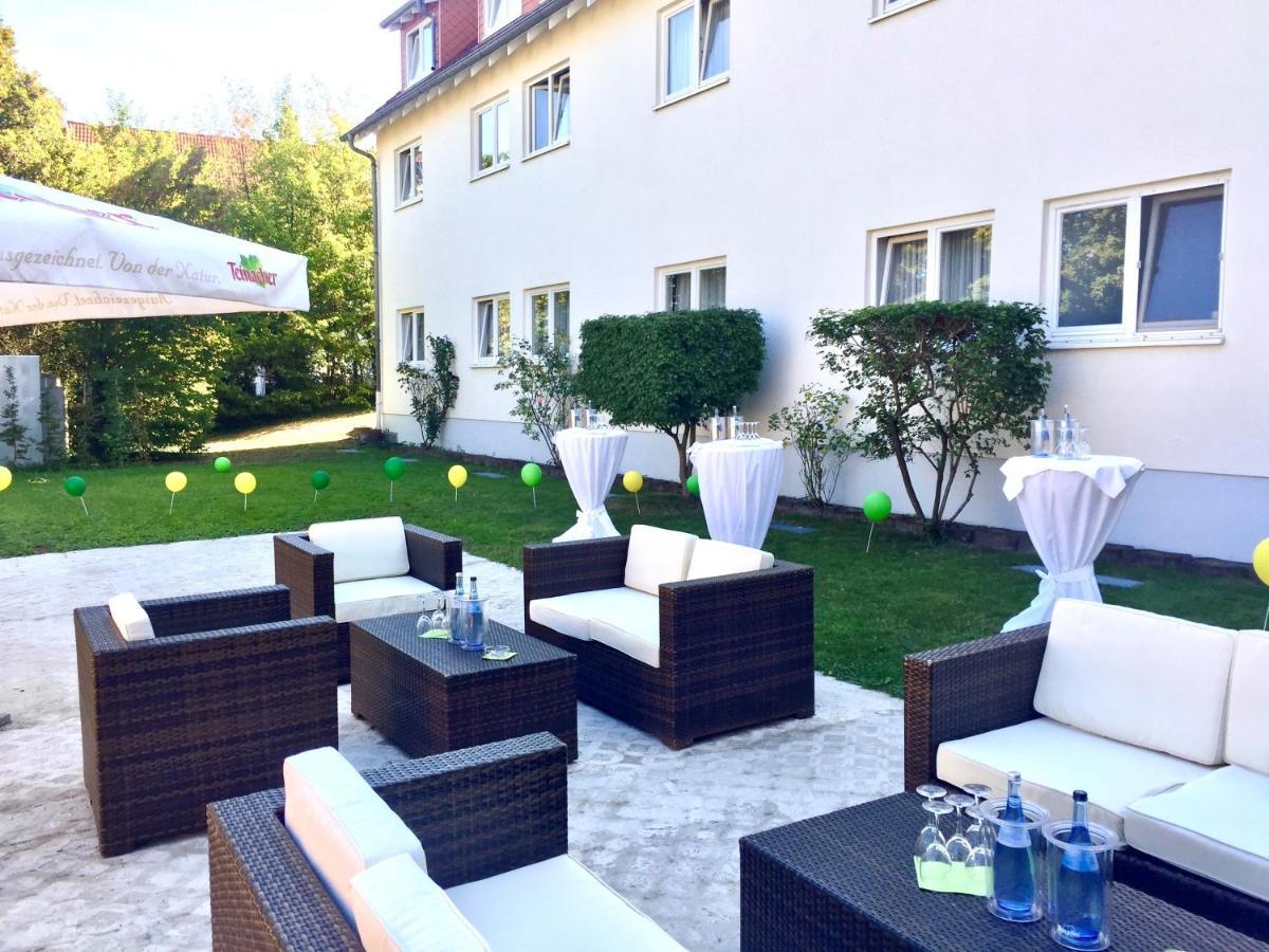 Hotel Ambiente Walldorf Вальдорф Экстерьер фото