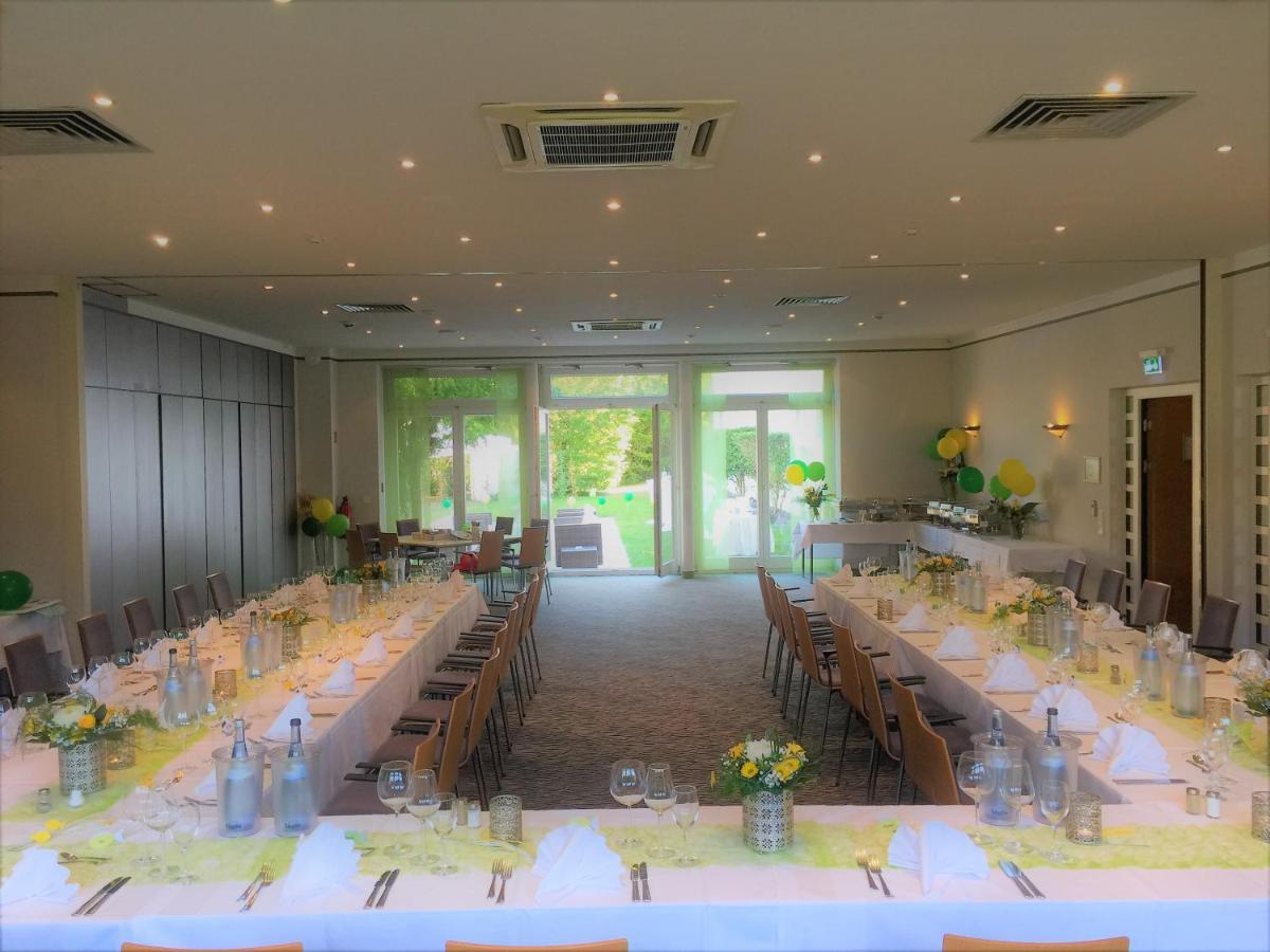 Hotel Ambiente Walldorf Вальдорф Экстерьер фото